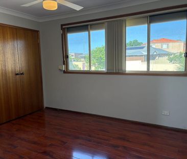 BIG BLOCK! BIG HOUSE! - Photo 5