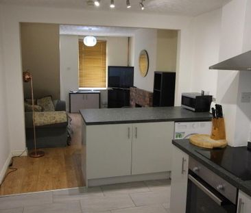 13 Capstone Street, Belfast, BT9 7HN - Photo 3