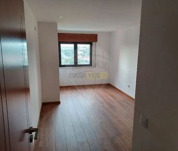 Apartment T3 in Algés, Linda-a-Velha e Cruz Quebrada-Dafundo, Oeiras - Photo 4