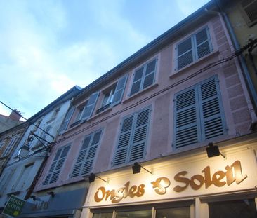 Location Appartement 2 pièces 52m² CHARLIEU 42190 - Photo 6