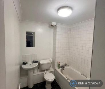 4 bedroom terraced house to rent - Photo 6