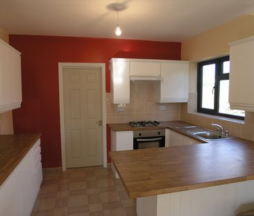 Wildmoor Lane, Bromsgrove - Photo 1