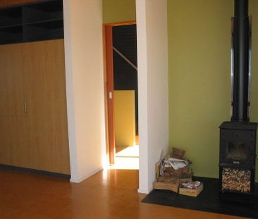 Architectural design, light, views & privacy - Photo 3