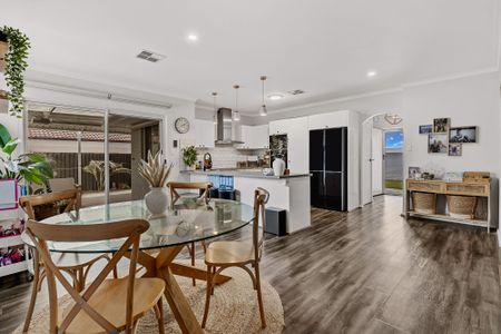 Modern Family Home in Safety Bay - Photo 2