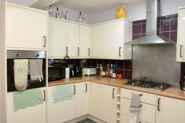 Saxby Street (6 bed) - Photo 1