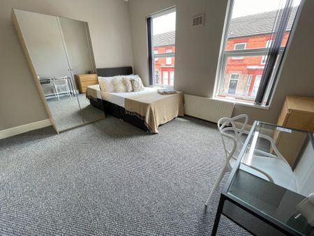 3 bedroom terraced house to rent - Photo 5