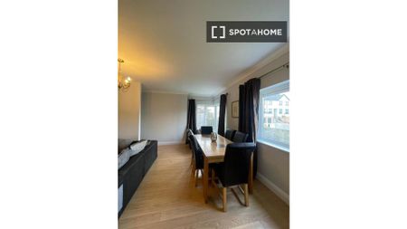 Bed for rent for males in 5-bedroom house, Dublin - Photo 5