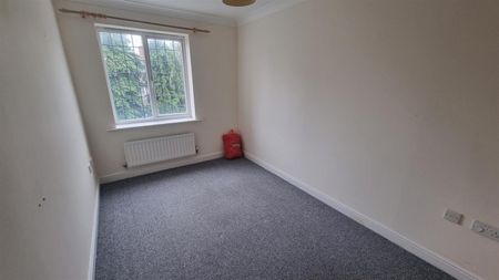 2 BED Apartment To rent - Photo 2