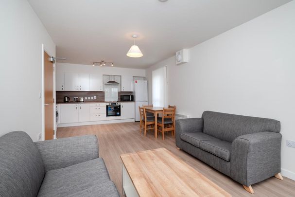 UNDER OFFER — NO FURTHER VIEWINGS Well Presented Two Bed, Furnished, Top Floor Apartment with Secure Parking close to Aberdeen Royal Infirmary. PRIORITY IS GIVEN TO NHS KEYWORKERS - Photo 1