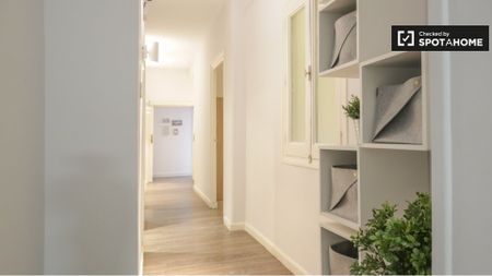 madrid, Community of Madrid 28009 - Photo 2