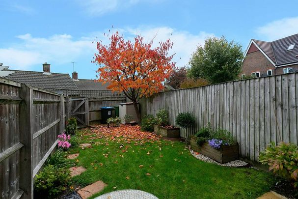 2 bedroom terraced house to rent - Photo 1