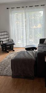 4 1/2 libre mi-novembre, semi meublé, WIFI inclus - Photo 4