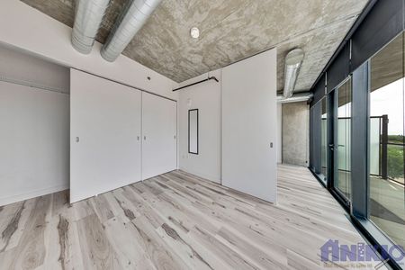 River landing - 1 Bedroom/1 Bathroom - 503 490 2nd Avenue - Photo 4