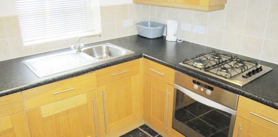 2 bedroom property to rent - Photo 2