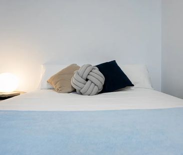 Calle de Cavanilles, Madrid, Community of Madrid 28007 - Photo 6