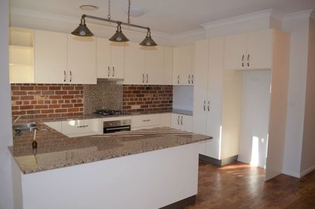 Close to town and schools - Photo 5