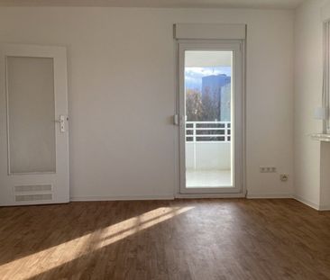 3-Zimmer Wohnung mit Balkon mit Blick über Bielefeld -Schildesche! - Photo 1