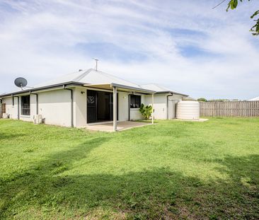 Family Home, Easy Walk to the Beach: AVAILABLE NOW - Photo 6