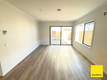 Exceptional Metricon Comfort Meets Modern Living in The Grove - Photo 3