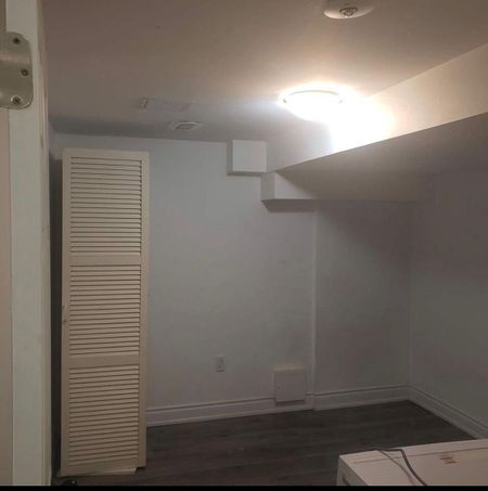 For Lease - 10 Newcastle Crescent, Brampton, Ontario - Photo 3