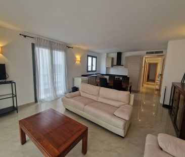 Apartamento de 2 dormitorios en el corazón de Puerto de Andratx – A... - Photo 5