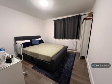 3 bedroom bungalow to rent - Photo 2