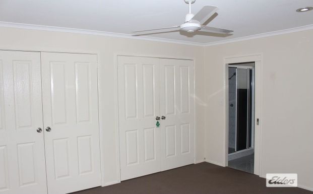 5 Sheridan Crescent - Photo 1