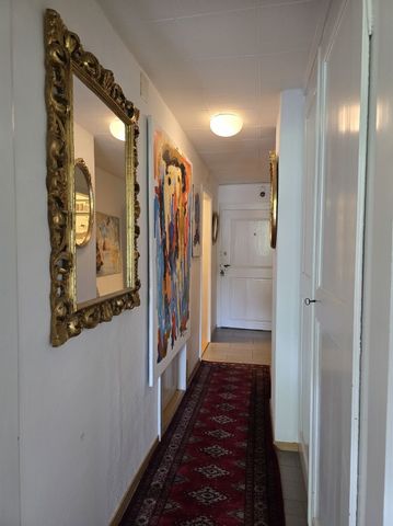 APPARTEMENT 11/2 PIÈCES À BERNE - VIEILLE VILLE, MEUBLÉ, TEMPORAIRE - Foto 3