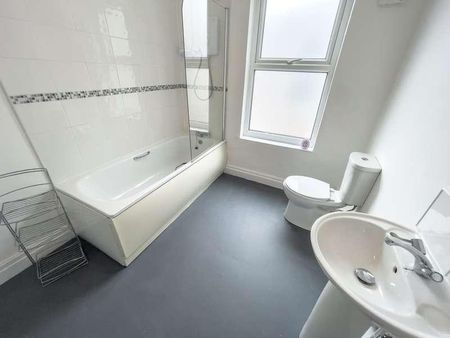 Jubilee Drive, L7 - Photo 5