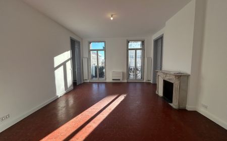 Appartement à louer 8 pièces • 188,15 m2 Toulon - Photo 2