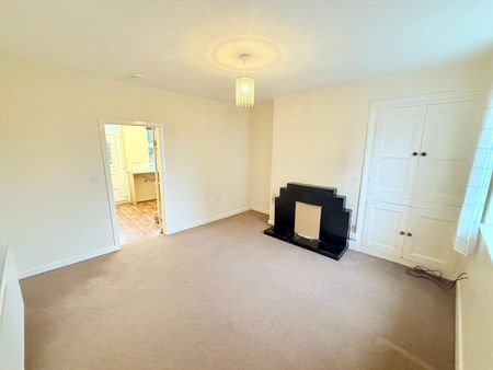 2 bedroom terraced house to rent - Photo 3