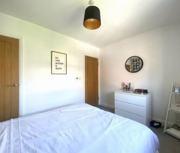2 Bedroom Semi Detached To Let - Photo 5