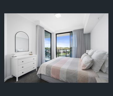 1103/5 Harbourside Court, Biggera Waters, Qld 4216 - Photo 5