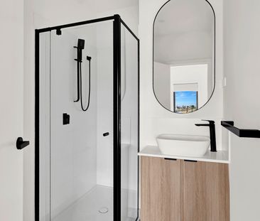 68 Hurst Dr, Tarneit, Vic 3029 - Photo 3