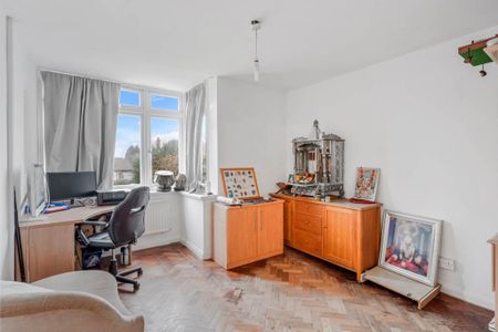 5 bedroom detached house to rent - Photo 3