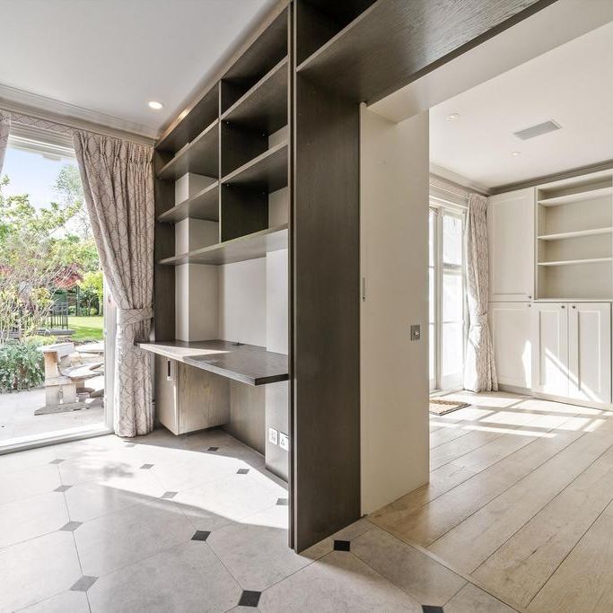 6 bedroom terraced house to rent - Photo 1