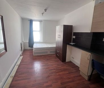 Studio Flat, Camberwell Church St, SE5 - Photo 4