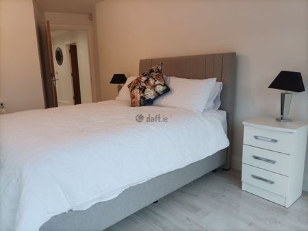 Apartment to rent in Galway, Claregalway, Cregboy - Photo 3