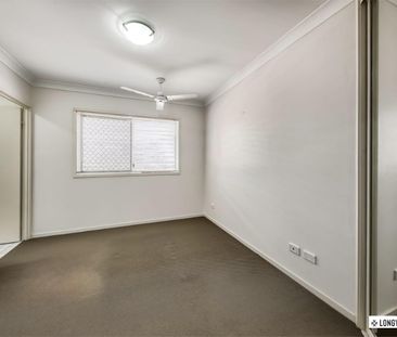 Modern Top Floor Apartment - Call Now to Inspect! - Photo 2