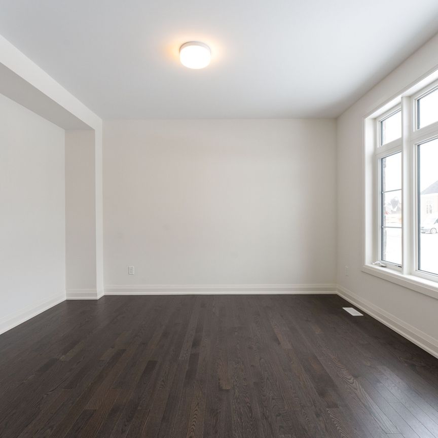 For Lease - 5 Mayflower Gardens, Adjala-Tosorontio, Ontario - Photo 1