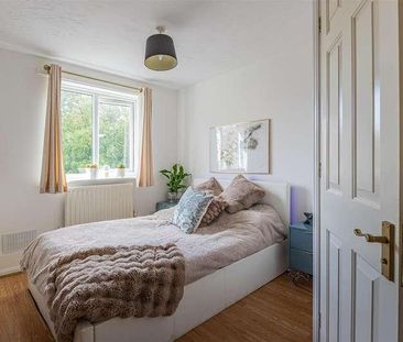 O'leary Drive, Cardiff Bay, Cardiff, CF11 - Photo 2