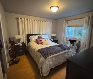 GRAND 7½ – 4 CHAMBRES – RDC AVEC COUR AMÉNAGÉE – DOUVILLE - Photo 1