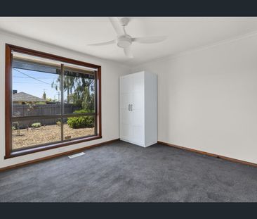 Spacious family home - Photo 2