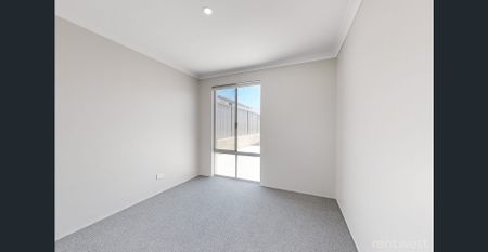 LOW MAINTENANCE LIVING! - Photo 4