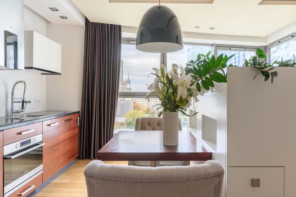 9 piętro z widokiem na Plac Grzybowski - Photo 1