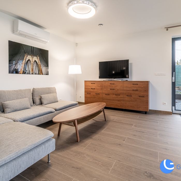 Nowoczesny wolnostojący z garażem 145m2 *Bibice* - Photo 1