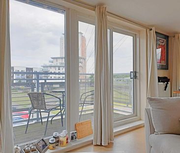 3 bedroom apartment to rent - Photo 4