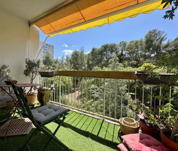 NIMES / PUECH DU TEIL - T3 avec BALCON, LOGGIA et PARKING - Photo 2