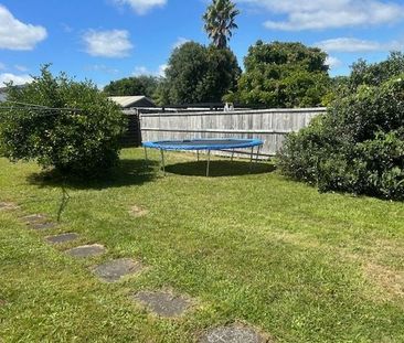 Lovely family 3 bedroom home - Photo 4