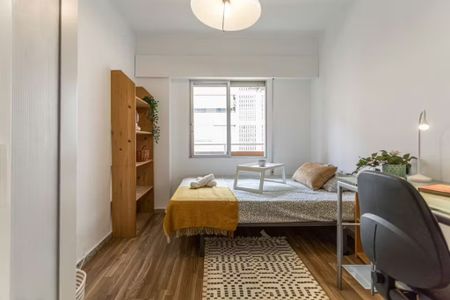 Carrer del Poeta Más i Ros, Valencia, Valencian Community 46022 - Photo 3